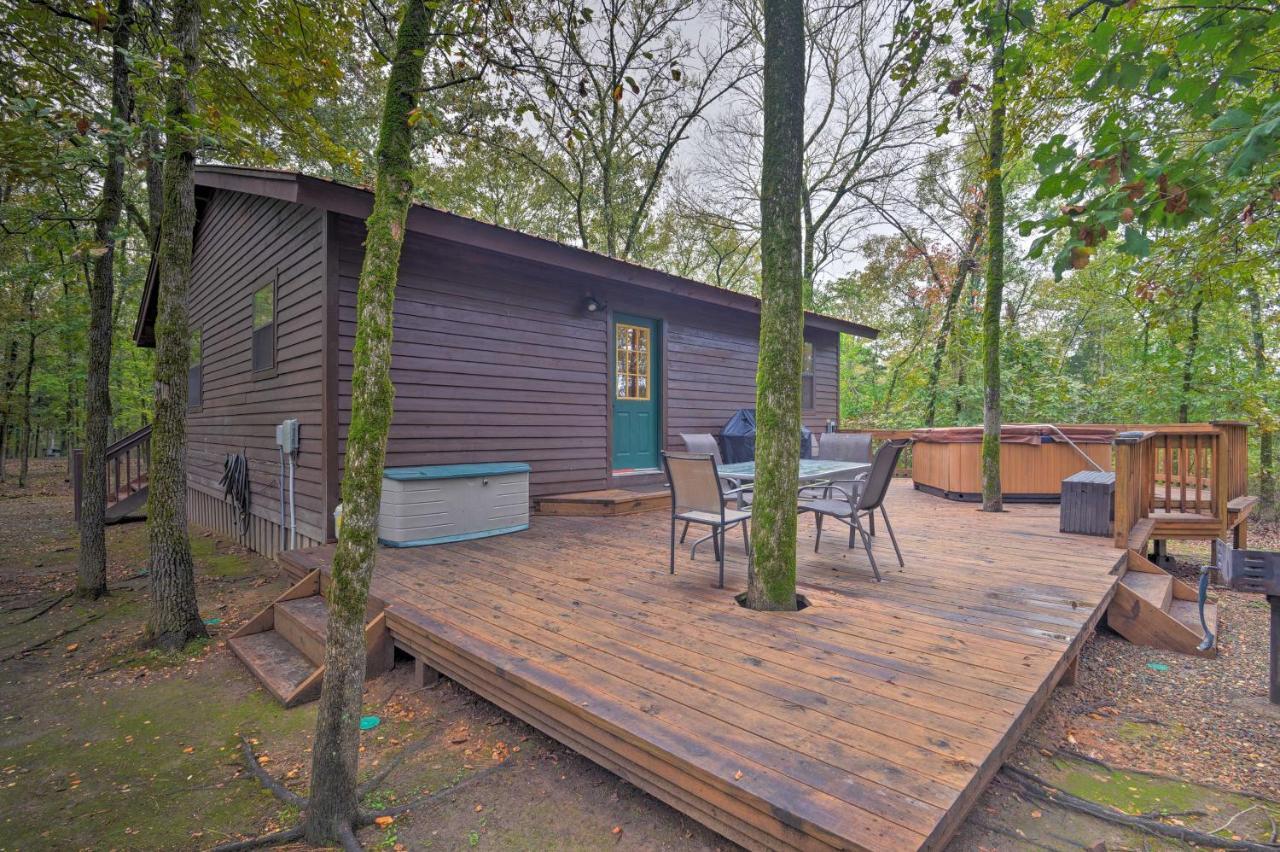 Hochatown Hideaway With Hot Tub, Grill And Fire Pit! Villa Stephens Gap Exteriör bild